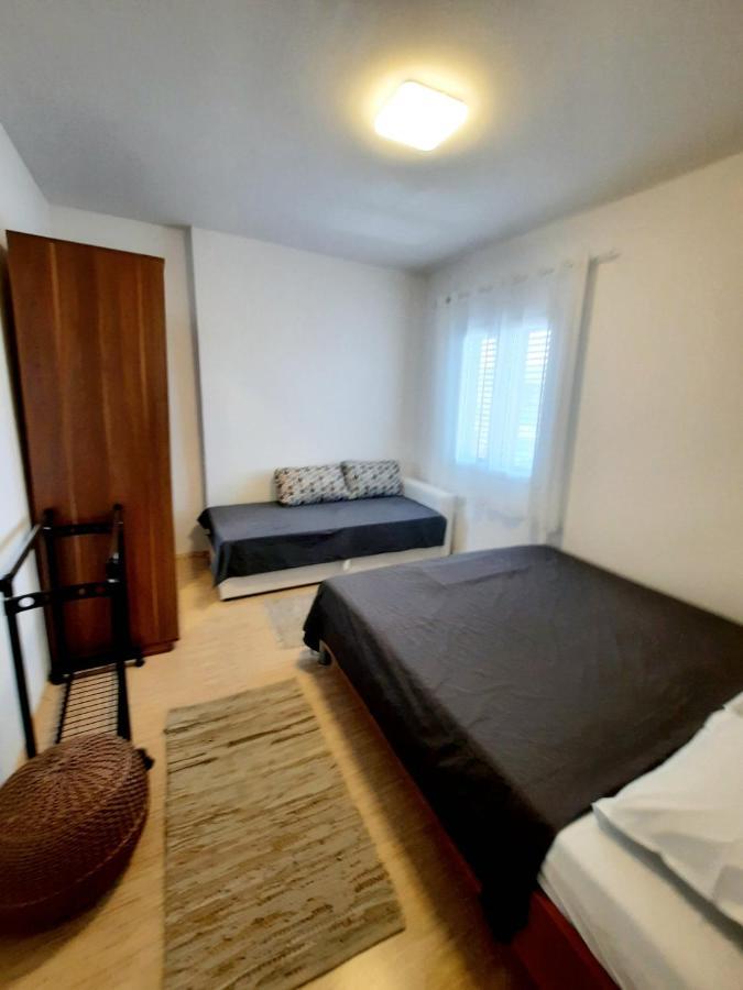 Acacia Apartmani Sutomore Eksteriør billede
